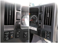 いすゞフォワード冷凍車（冷蔵車）中型（4t）[写真33]