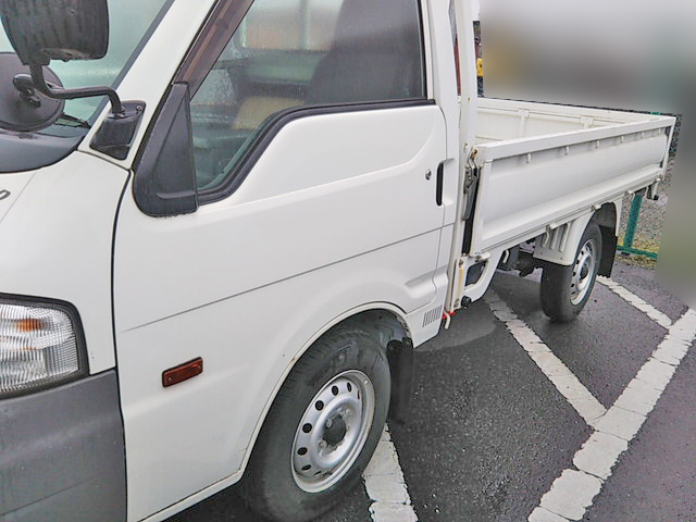 マツダボンゴ平ボディ小型（2t・3t）[写真05]