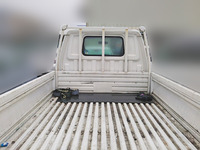 マツダボンゴ平ボディ小型（2t・3t）[写真07]