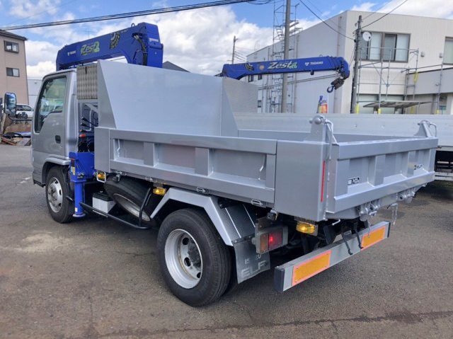 いすゞエルフダンプ・クレーン付小型（2t・3t）[写真02]