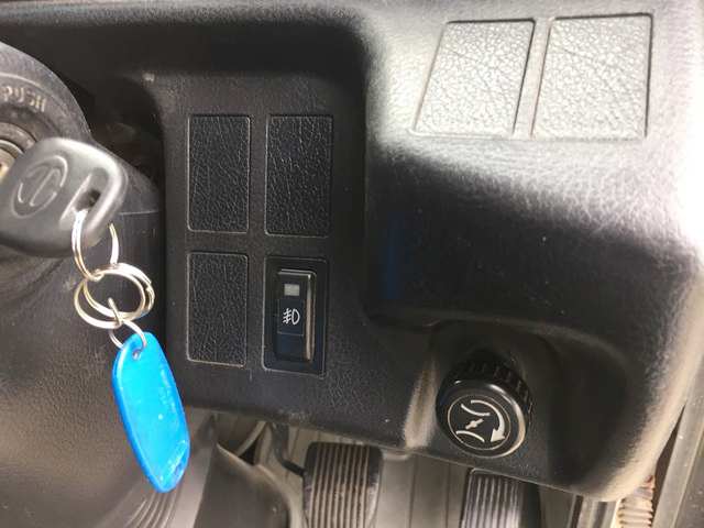 日野レンジャーダンプ中型（4t）[写真31]