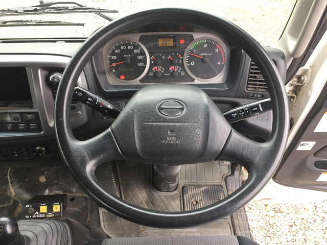 日野レンジャーダンプ中型（4t）[写真32]