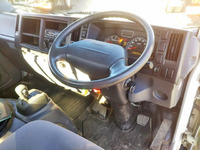 日産アトラス平ボディ小型（2t・3t）[写真32]