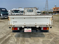 日産アトラス平ボディ小型（2t・3t）[写真09]