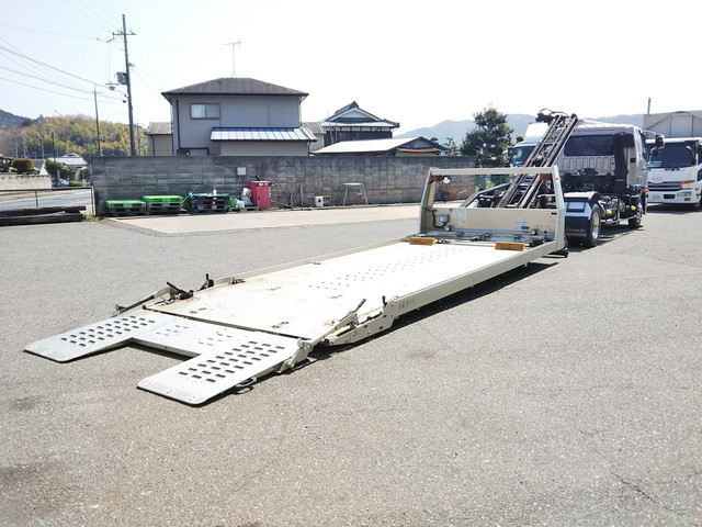 三菱ふそうファイターセーフティローダー中型（4t）[写真02]