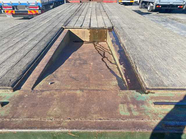 いすゞフォワードセルフローダー増トン（6t・8t）[写真14]