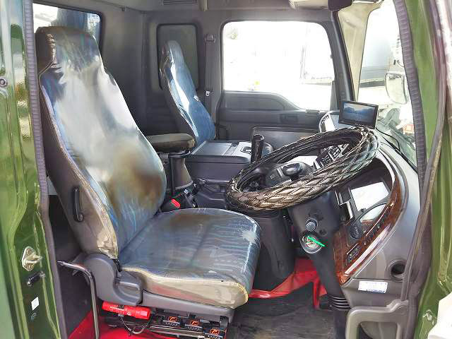 いすゞフォワードセルフローダー増トン（6t・8t）[写真31]