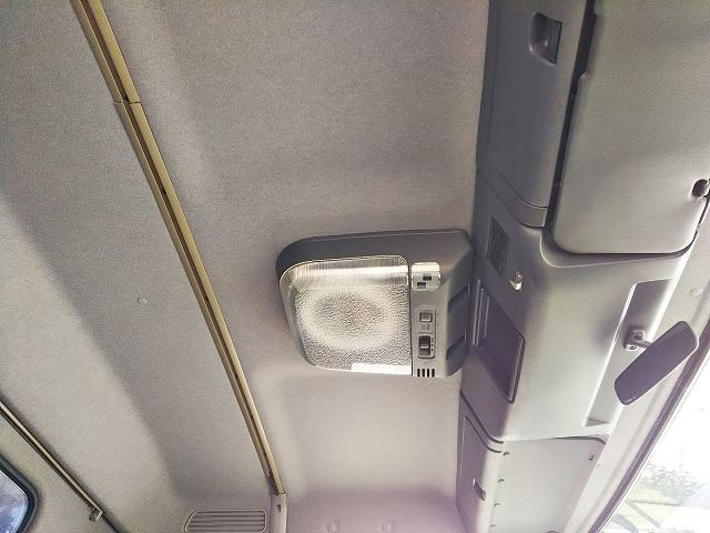 いすゞフォワードセルフローダー増トン（6t・8t）[写真36]