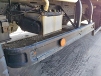 三菱ふそうキャンター平ボディ小型（2t・3t）[写真14]