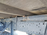 三菱ふそうキャンター平ボディ小型（2t・3t）[写真19]