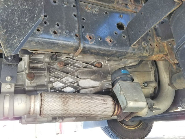 三菱ふそうキャンター平ボディ小型（2t・3t）[写真22]