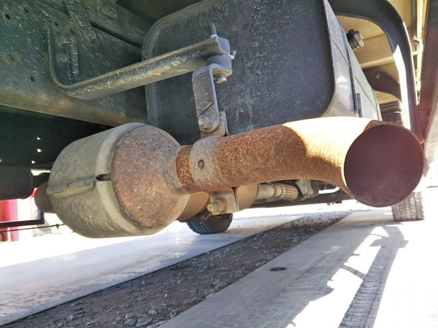 三菱ふそうキャンター平ボディ小型（2t・3t）[写真23]