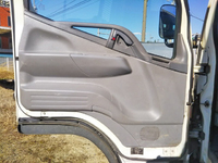 三菱ふそうキャンター平ボディ小型（2t・3t）[写真29]