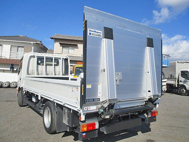 トヨタダイナ平ボディ小型（2t・3t）[写真04]