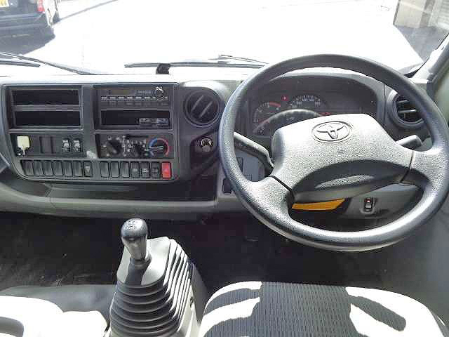 トヨタダイナダブルキャブ（Wキャブ）小型（2t・3t）[写真17]