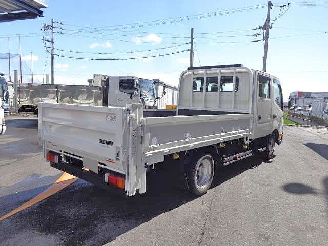 トヨタダイナダブルキャブ（Wキャブ）小型（2t・3t）[写真02]