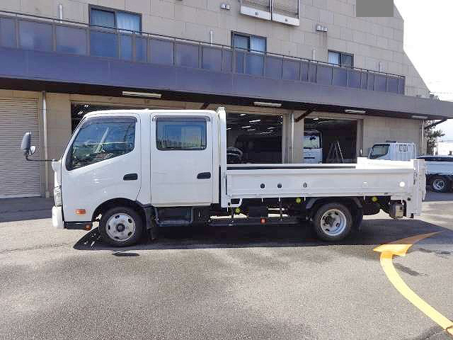 トヨタダイナダブルキャブ（Wキャブ）小型（2t・3t）[写真03]
