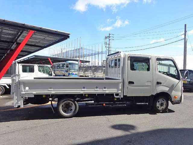 トヨタダイナダブルキャブ（Wキャブ）小型（2t・3t）[写真04]