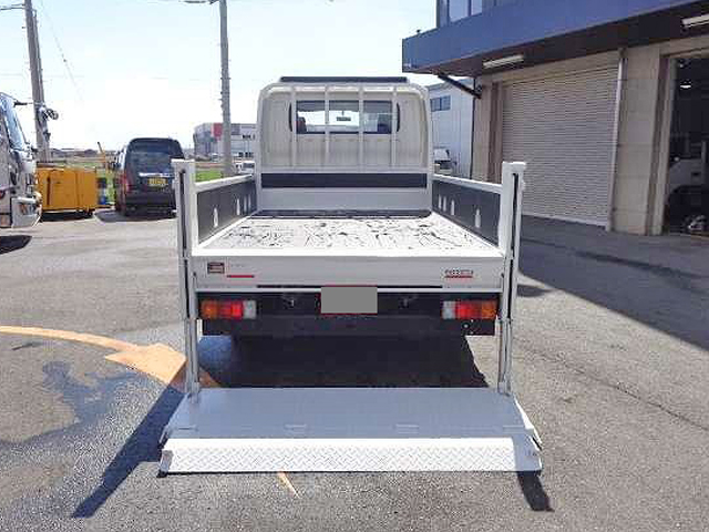 トヨタダイナダブルキャブ（Wキャブ）小型（2t・3t）[写真09]