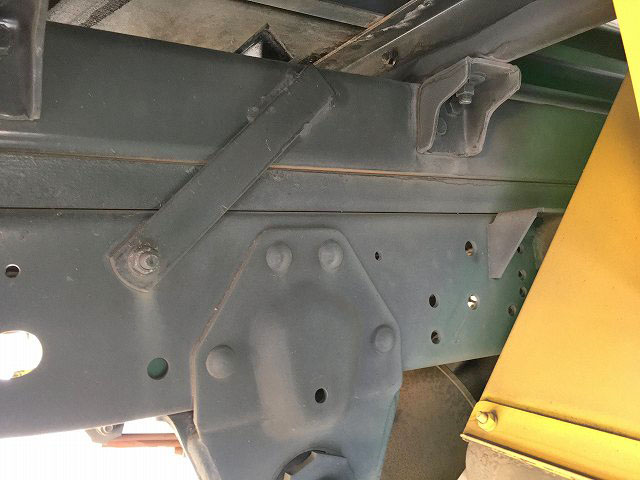 いすゞエルフパネルバン小型（2t・3t）[写真27]