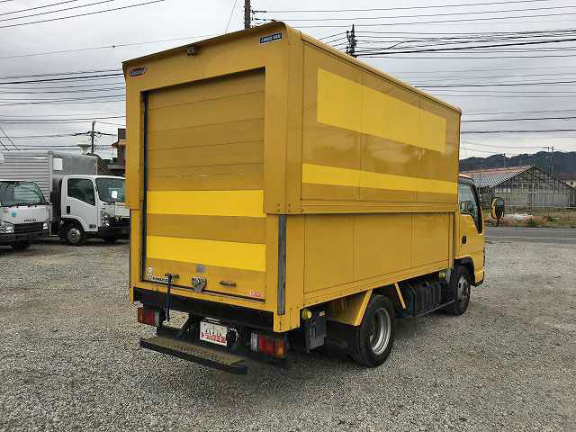 いすゞエルフパネルバン小型（2t・3t）[写真03]