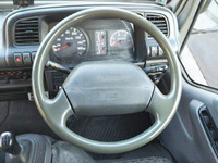 いすゞエルフパネルバン小型（2t・3t）[写真35]