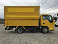 いすゞエルフパネルバン小型（2t・3t）[写真09]