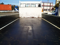 三菱ふそうキャンター平ボディ小型（2t・3t）[写真11]