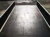 三菱ふそうキャンター平ボディ小型（2t・3t）[写真12]