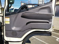 三菱ふそうキャンター平ボディ小型（2t・3t）[写真23]