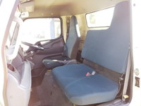 三菱ふそうキャンター平ボディ小型（2t・3t）[写真24]