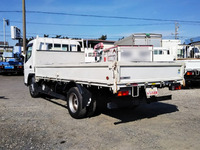 三菱ふそうキャンター平ボディ小型（2t・3t）[写真04]