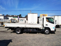 三菱ふそうキャンター平ボディ小型（2t・3t）[写真06]