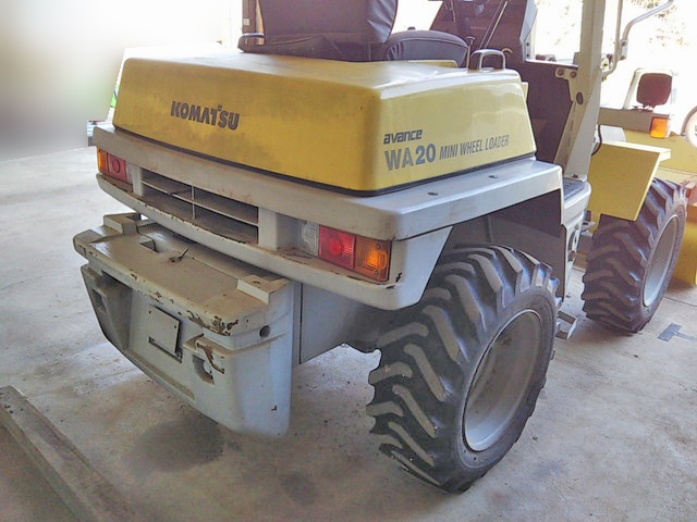 コマツタイヤショベル（ホイルローダー）[写真02]