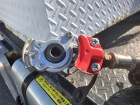 UDトラックスクオントレーラーヘッド（トラクターヘッド）大型（10t）[写真12]