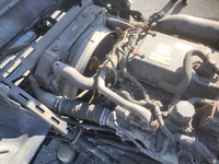 UDトラックスクオントレーラーヘッド（トラクターヘッド）大型（10t）[写真19]