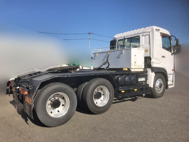 UDトラックスクオントレーラーヘッド（トラクターヘッド）大型（10t）[写真03]