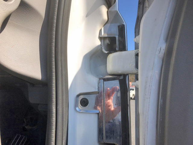 UDトラックスクオントレーラーヘッド（トラクターヘッド）大型（10t）[写真35]