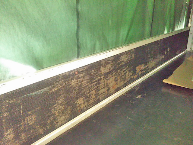 日産アトラス幌車小型（2t・3t）[写真08]