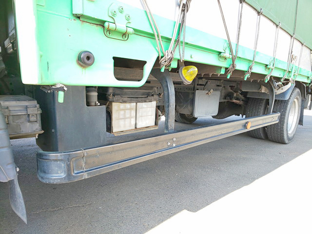 三菱ふそうキャンターカーテン車小型（2t・3t）[写真20]