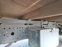 三菱ふそうキャンターカーテン車小型（2t・3t）[写真24]