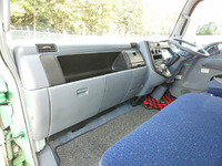 三菱ふそうキャンターカーテン車小型（2t・3t）[写真33]