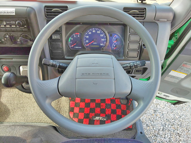 三菱ふそうキャンターカーテン車小型（2t・3t）[写真36]