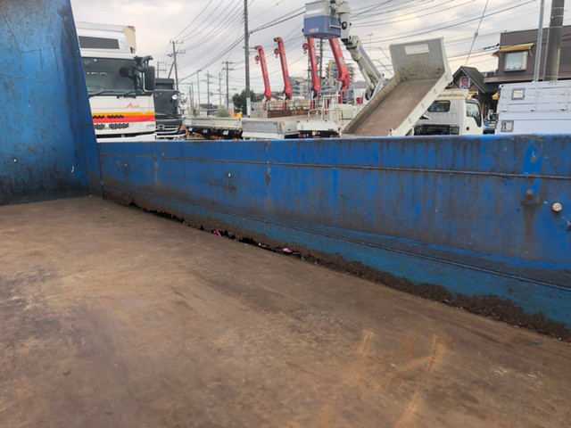 いすゞエルフダンプ・クレーン付小型（2t・3t）[写真13]