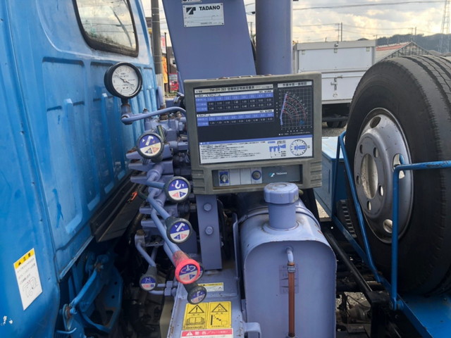 いすゞエルフダンプ・クレーン付小型（2t・3t）[写真14]