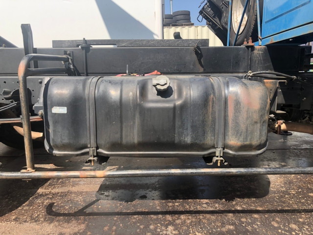 いすゞエルフダンプ・クレーン付小型（2t・3t）[写真23]