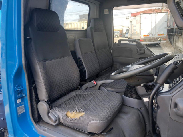 いすゞエルフダンプ・クレーン付小型（2t・3t）[写真33]