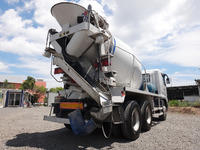 三菱ふそうスーパーグレートミキサー車（コンクリートミキサー）大型（10t）[写真02]