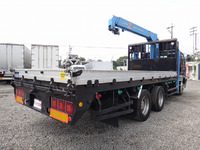 三菱ふそうファイターセルフクレーン3段増トン（6t・8t）[写真02]