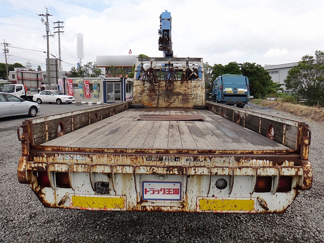 三菱ふそうファイターセルフクレーン3段中型（4t）[写真02]